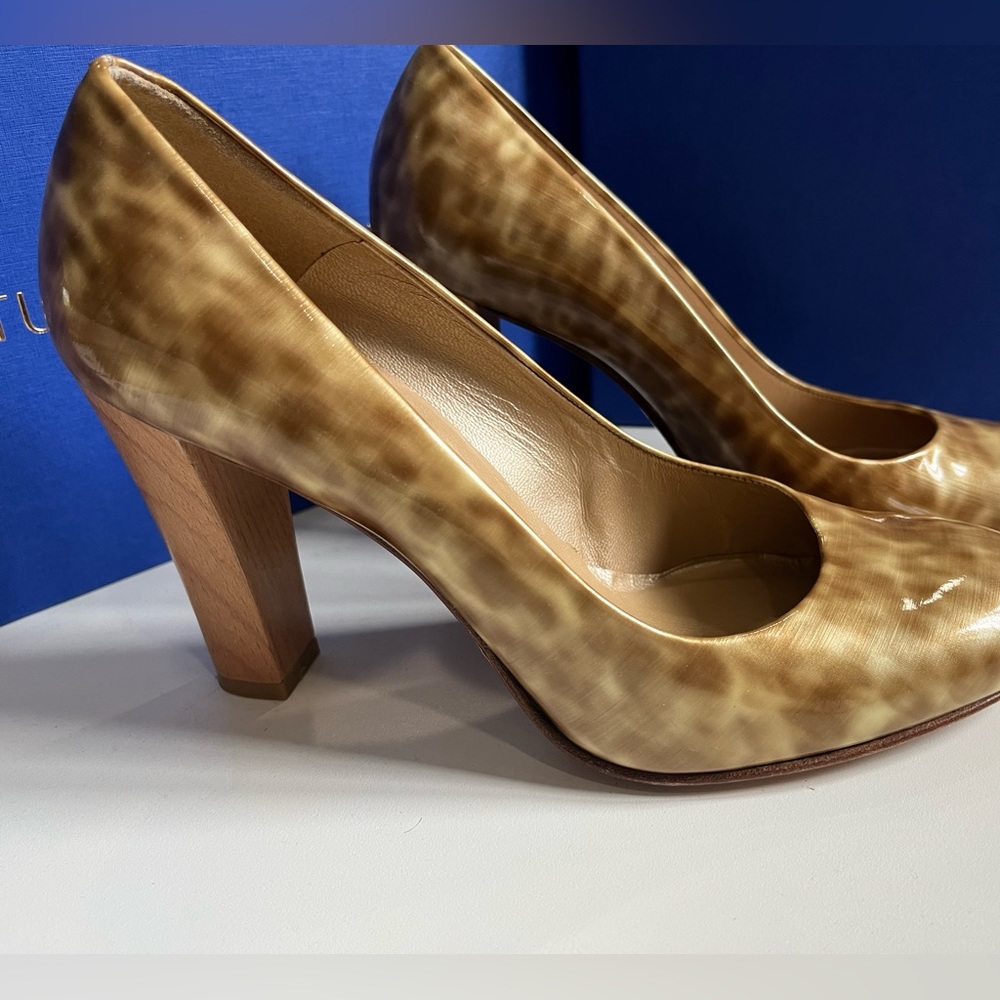 Stuart Weitzman Pumps